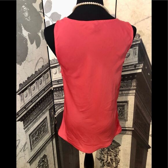Beautiful coral tank by Daisy Fuentes - Picture 2 of 2